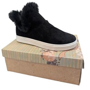 VBlack Faux Suede Fur Trimmed High Top Sneakers Zip Back Women Size 10